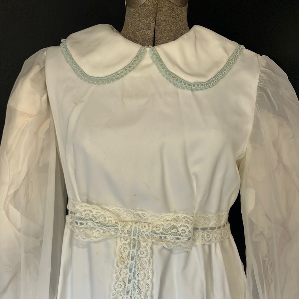 Vintage Handmade 1970s Edwardian Style Wedding Dress with Lace Bow - Picture 3 of 16